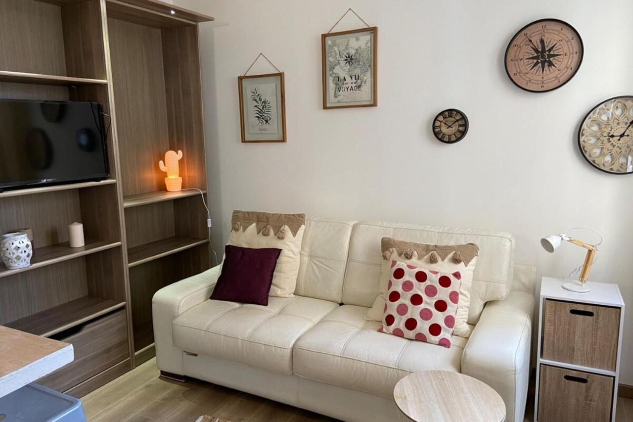 Agreable Appart'Hotel Smart Cosy Proche Commerces Fontainebleau Buitenkant foto